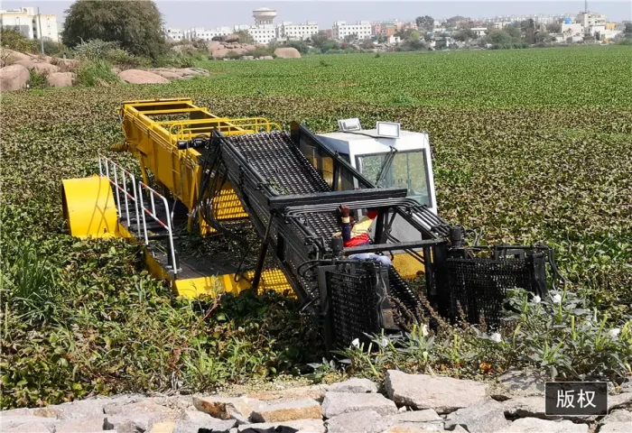 Water Hyacinth Harvester