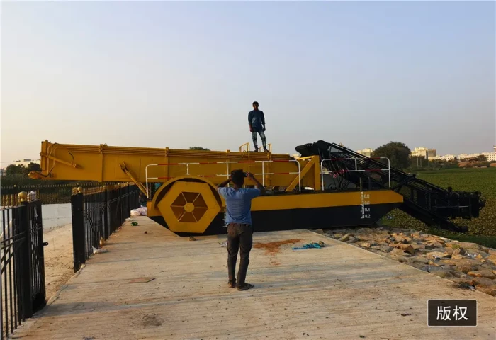 Water Hyacinth Harvester